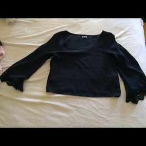 navy wide bottom sleeved shirt