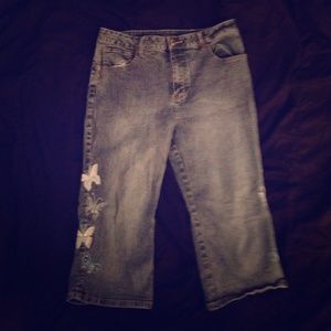 Girls blue jean capris