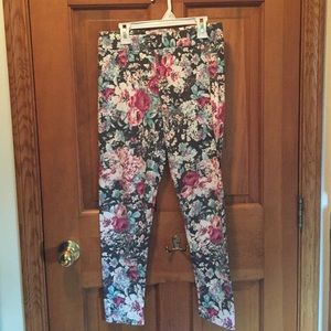 Floral American Eagle leggings