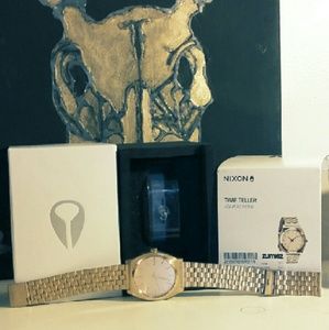 Rose Gold Time Teller