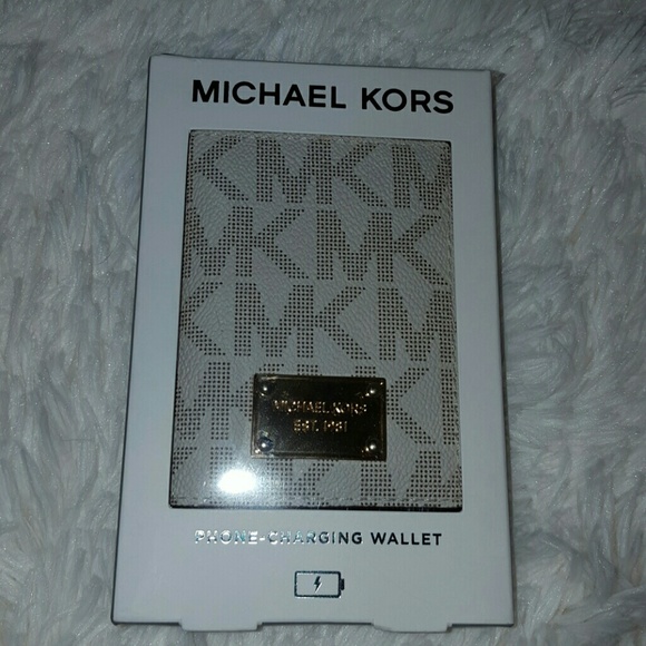 *SALENew Michael Michael kors phone charger wallet - Picture 4 of 4