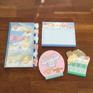 Sanrio Hello Kitty Note Pad Small Bundle