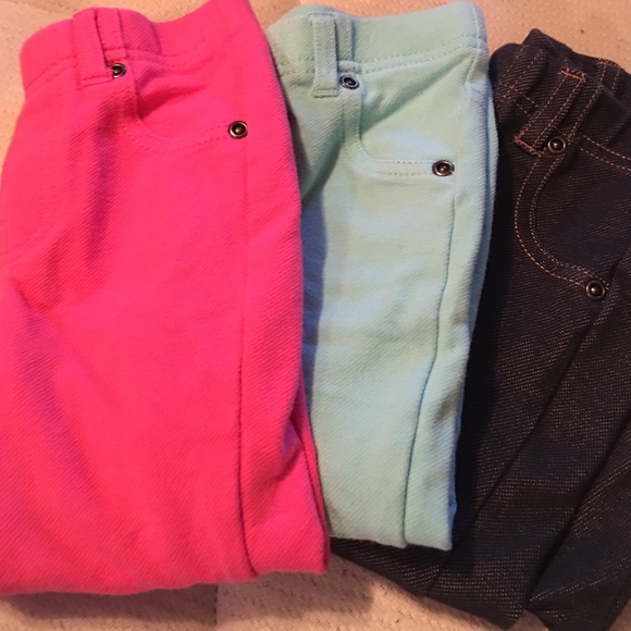 3 pair of girls 2T jeggings.