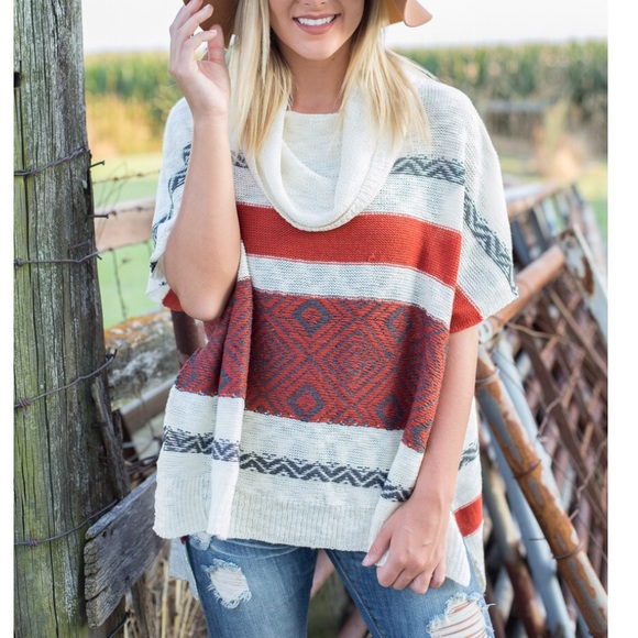 Tribal print poncho - Picture 1 of 4