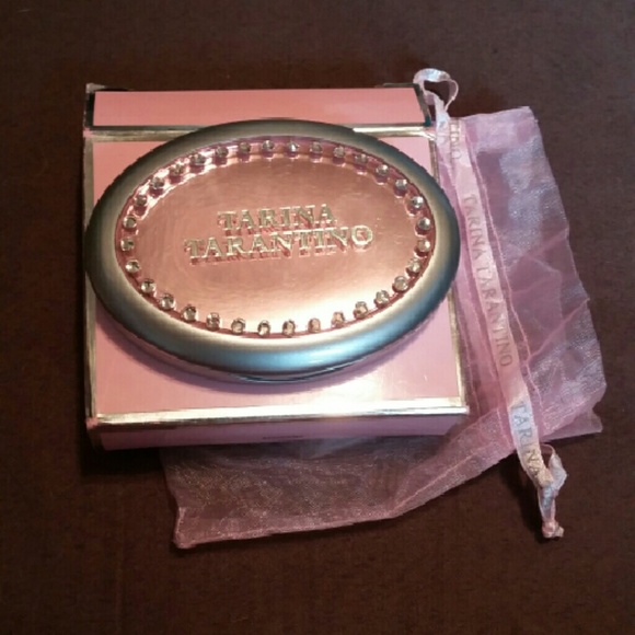 !! SALE!! NEW! Tarina Tarantino Dollskin Powder.