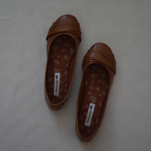 Old Navy ballet flats - Picture 1 of 1