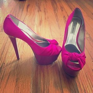 Steven Madden Pumps