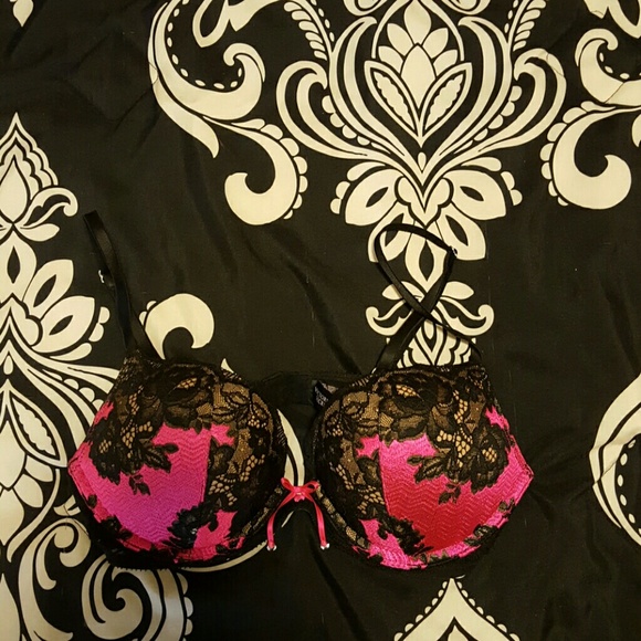 Victorias secret black and hot pink bombshell bra