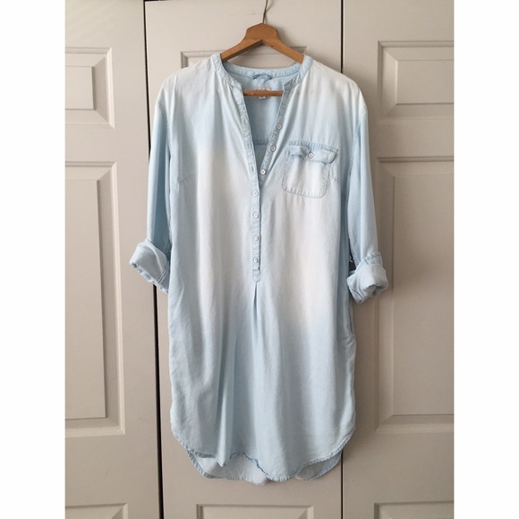 Denim shirt dress with POCKETS!