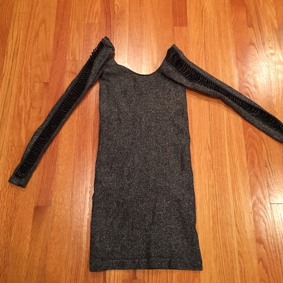 HOST PICK Bebe metallic long sleeve dress - Picture 5 of 7