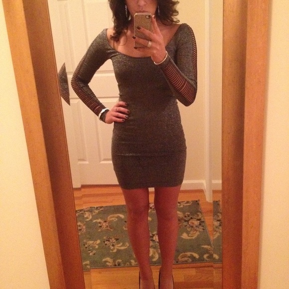 HOST PICK Bebe metallic long sleeve dress - Picture 2 of 7