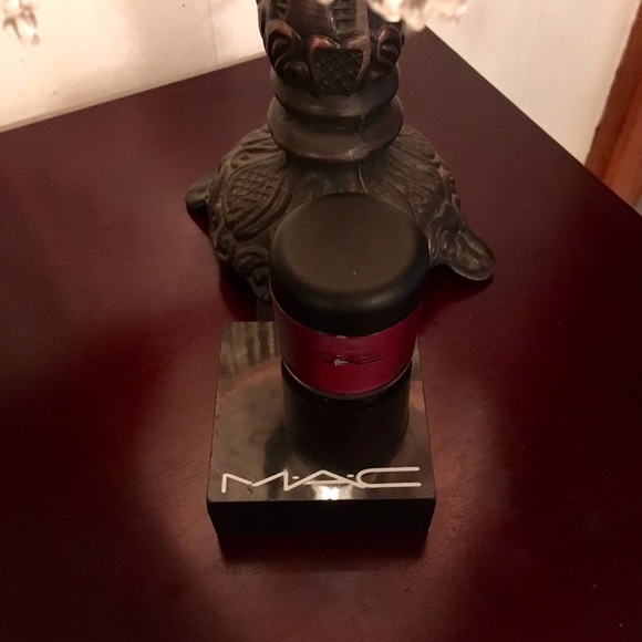 SOLD❤️SOLD❤️SOLD❤️🆕MAC🌹Accent Red🌹A56🌹Disc🌹LE - Picture 3 of 4