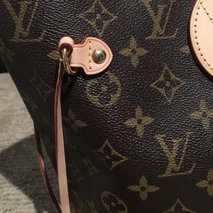 Louis Vuitton additional photos