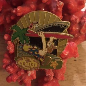 Limited edition DisneyCruse Line pin