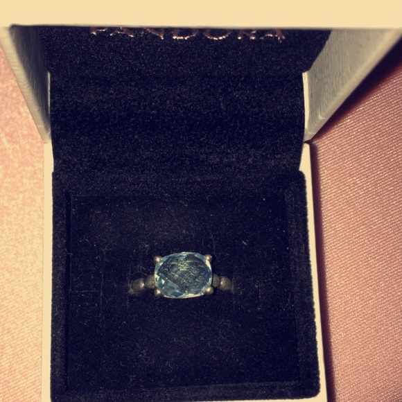 Blue diamond pandora ring 💙