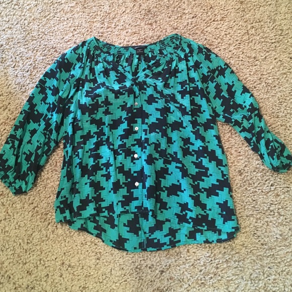 Houndstooth Print Blouse