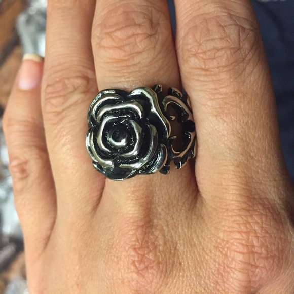Every Rose Has It's Thorns Ring