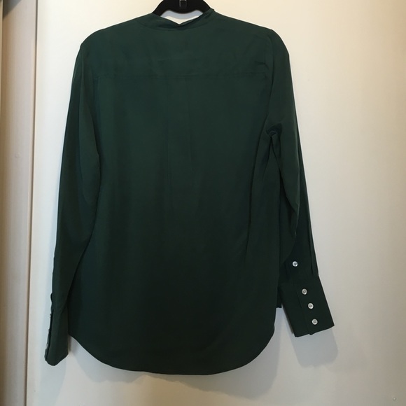 J. Crew 100% Silk Blouse - size small - Picture 4 of 4