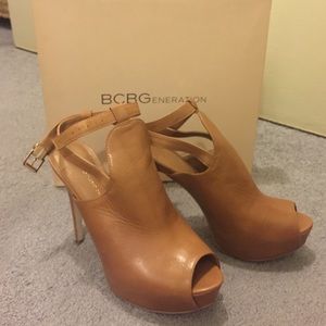 BCBG GENERATION ANKLE HEEL