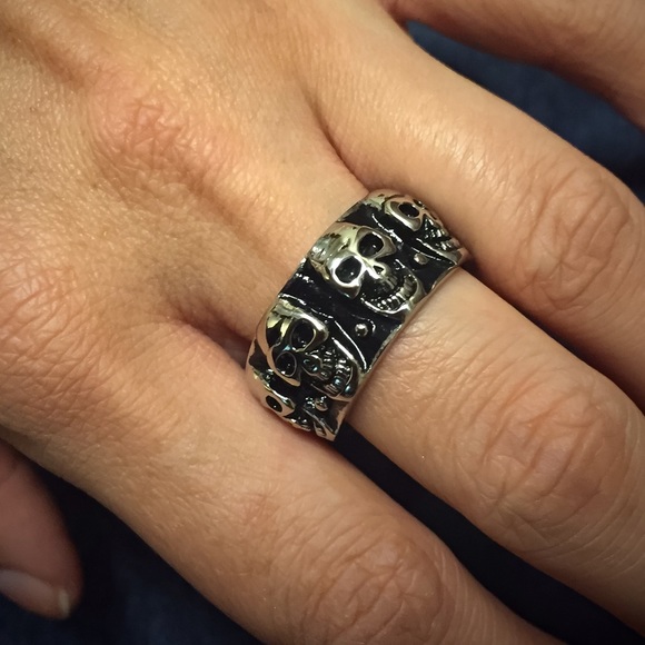 Laughing Skull Ring