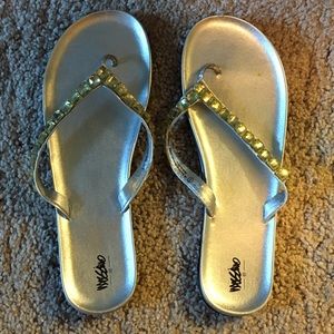 Silver Flip Flops with Rhnestones