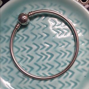 6.9cm Pandora Bangle bracelet