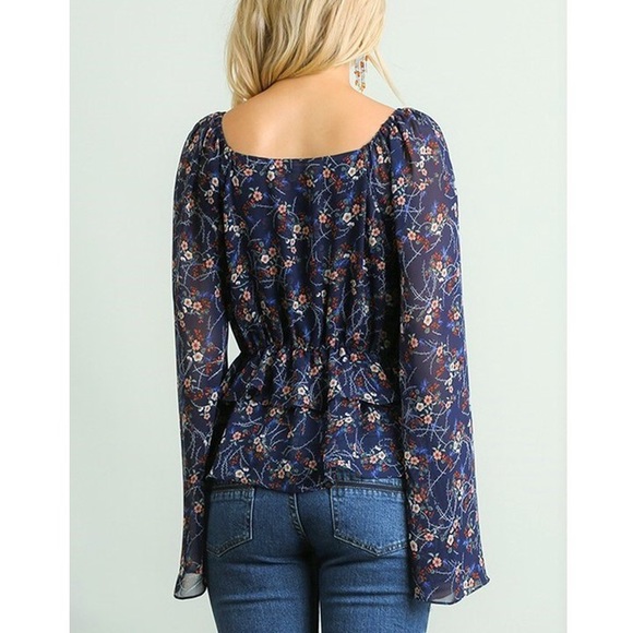 Floral Print V Neck Blouse - Picture 2 of 4