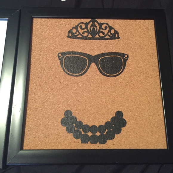 White board picture decor and pin point board - Picture 1 of 2