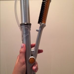 Instyler rotating iron