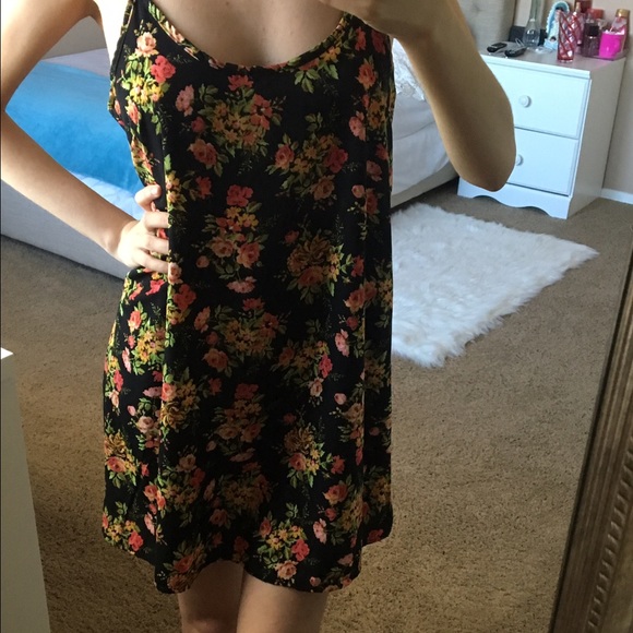 Summery silk dress - Picture 4 of 4