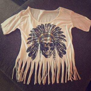 White t shirt with skull