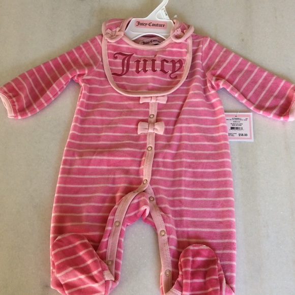 Baby Juicy Couture velour Onesie/Bib set pink 0-3m