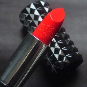 ⚡️SOLD⚡️ Kat Von D studded kiss lipstick