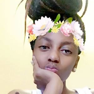 Meet your Posher, Briana