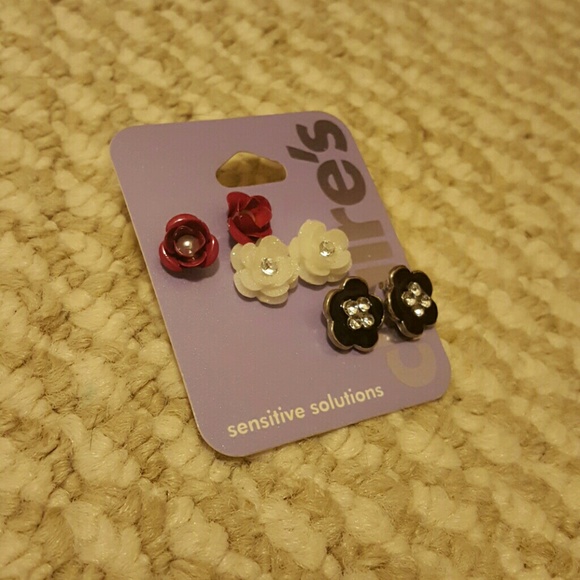 Set of 3 Flower Earrings