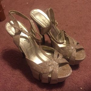 Gold sparkle heels