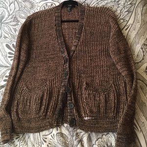 Dark brown long sleeve cardigan with pockets!