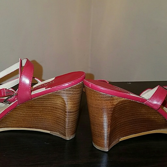 White Mountain - Picture 2 of 4