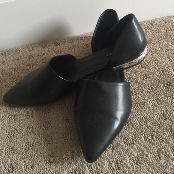 Black Pointed Toe Silver Heal Flats