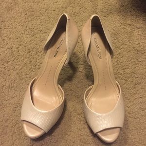 Gianni Bini Peep Toe