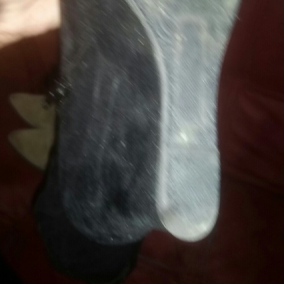 Boots platform - Picture 3 of 3