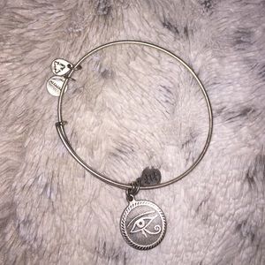 Eye of Horus - Alex & Ani - perfect condition