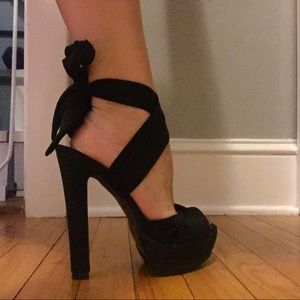 Colin Stuart by Victoria Secret wrap heels