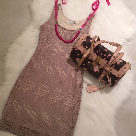 Forever 21 Dresses & Skirts - Nude Bodycon Dress, size small