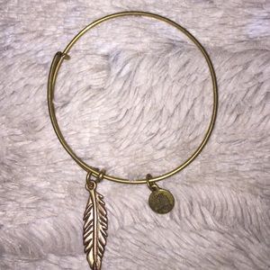 Feather Alex & Ani