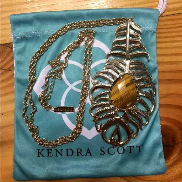 Kendra Scott Letty Necklace