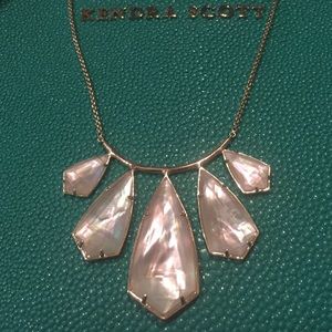 Kendra Scott Rhyan Necklace in Ivory