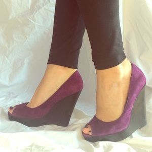 Aldo purple suede peep-toe wedge