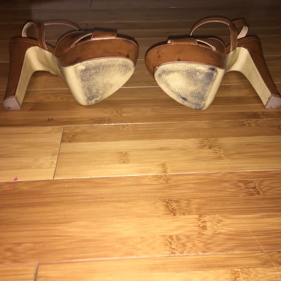 Express heels ❤️ - Picture 4 of 4