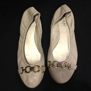 Tahari off white flats